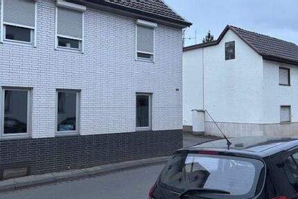 Dottendorf! Areal mit 1061 m² Grundfläche und Aufbauten. Ideal für den Neubau von Doppel- oder Reihenhäuser bzw. Mehrfamilienhaus zimmer