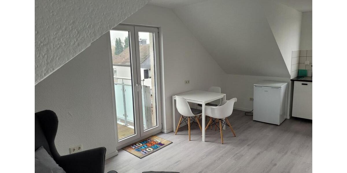 Dachgeschoßwohnung Köln Porz - 2 Zimmer, 52 m&sup2;, 726&euro; | Angebot:25903145