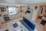 Einfamilienhaus mit ca. 105 m² Wohnfläche, 6 Zimmern und 613 m² Grundstück in Quirrenbach - Einfamilienhaus Königswinter | Angebot:27168951