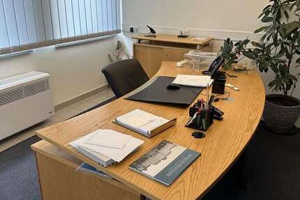 Büro in Dickel 599.000 € 647 m²