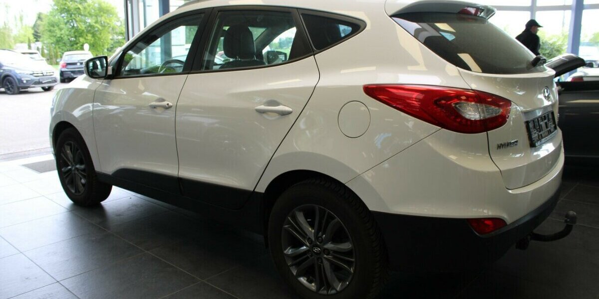 Hyundai ix35 2.0 CRDi 4WD 142.949 km 9.980 &euro; Euskirchen 53881