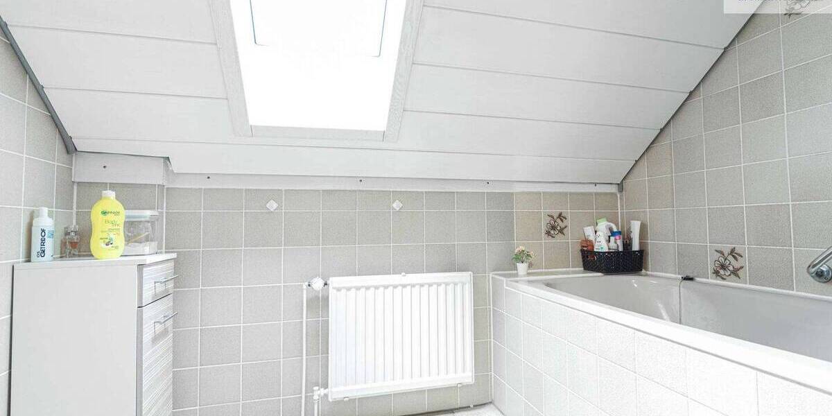 Reihenmittelhaus Sankt Augustin Menden - 4 Zimmer, 113 m&sup2;, 440.000&euro; | Angebot:23957673