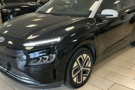 Hyundai KONA 37.494 km 17.440 &euro; Bonn 53227