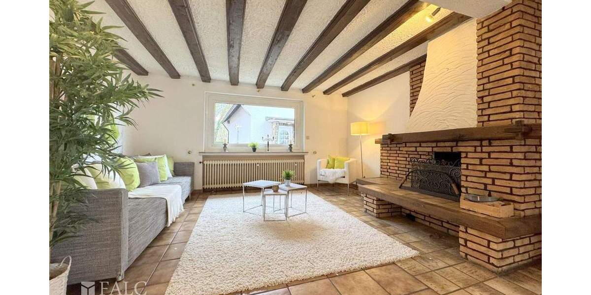 Etagenwohnung Siegburg - 4 Zimmer, 100 m&sup2;, 309.000&euro; | Angebot:25739528