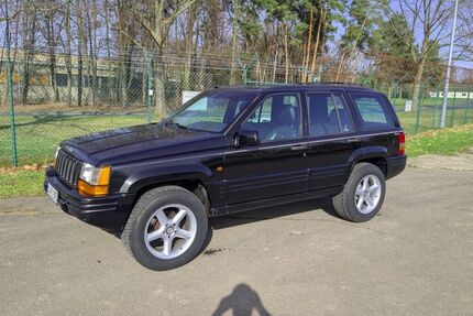Jeep Grand Cherokee 199.900 km 8.250 &euro; Bonn 53229