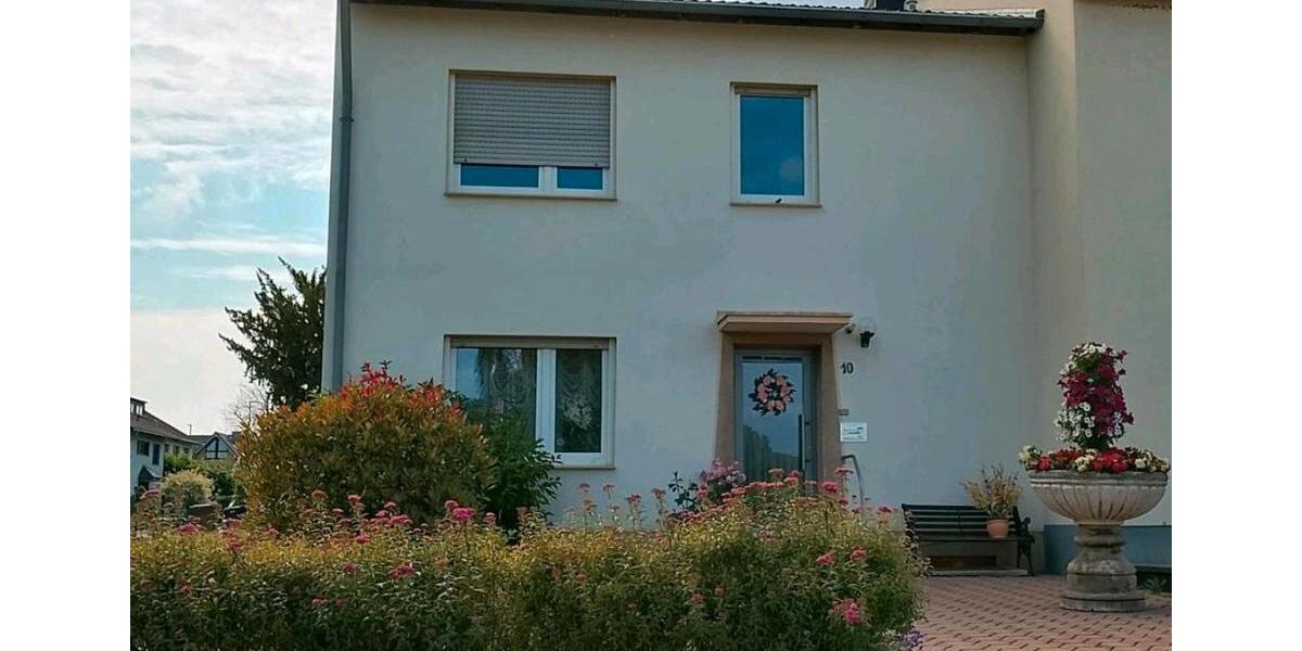 Etagenwohnung Erftstadt - 2 Zimmer, 62 m&sup2;, 750&euro; | Angebot:24774646