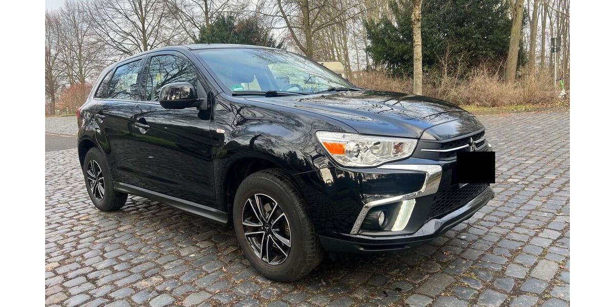 Mitsubishi ASX 73.000 km 10.999 &euro; Köln 50739