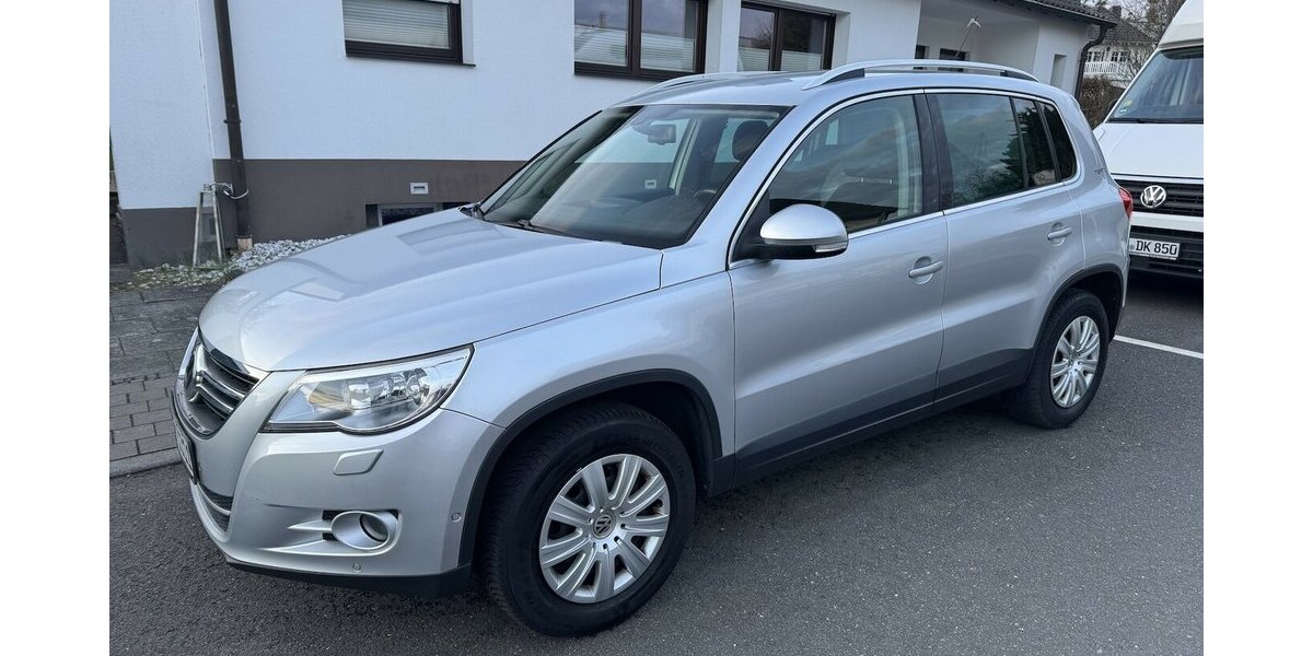 VW Tiguan 2.0TSI DSG 4-Motion Xenon AHK SR+WR 1.Hd 109.500 km 11.900 &euro; Erftstadt 50374