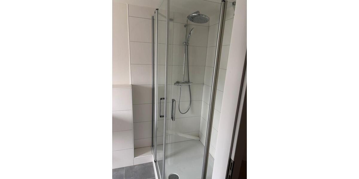 Etagenwohnung Hennef (Sieg) - 3 Zimmer, 90 m&sup2;, 1.215&euro; | Angebot:26456118