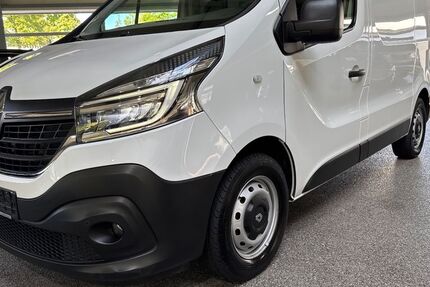 Renault Trafic 39.852 km 20.890 € Troisdorf 53842