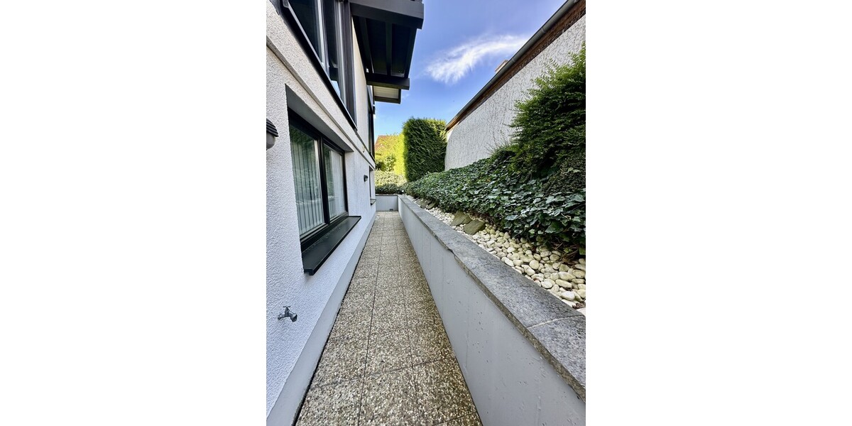 Lichtdurchflutetes modernes Einfamilienhaus mit Einliegerwohnung! - Einfamilienhaus Königswinter / Thomasberg Thomasberg | Angebot:26932422