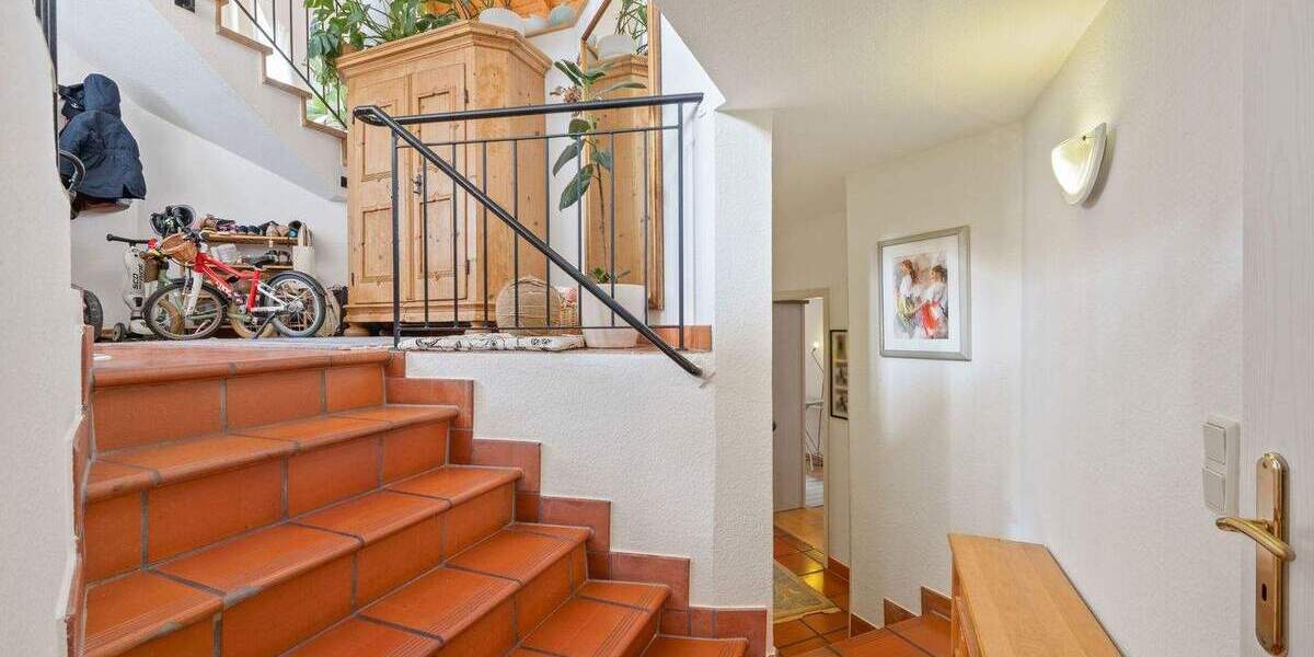 Reihenendhaus Bonn Brüser Berg - 7 Zimmer, 180 m&sup2;, 689.000&euro; | Angebot:25835504