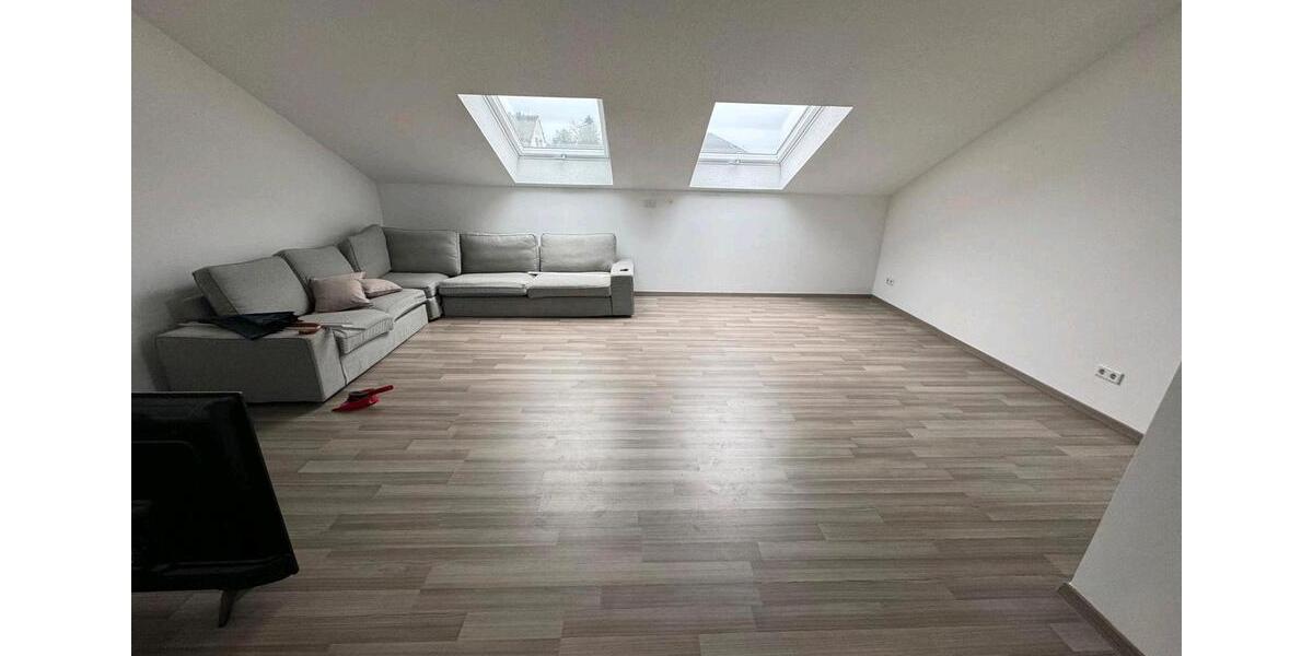 Etagenwohnung Siegburg - 3 Zimmer, 87 m&sup2;, 1.425&euro; | Angebot:25867883