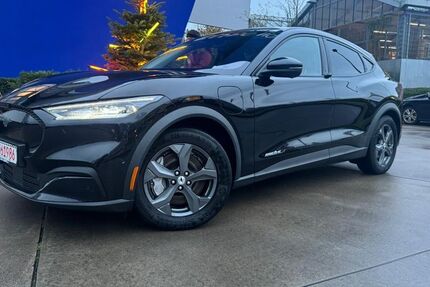 Ford Mustang Mach-E 70.000 km 24.900 &euro; Köln 50939