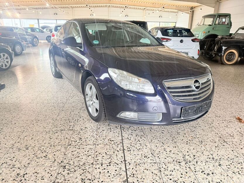 Opel Insignia 177.887 km 4.290 € Brühl 50321