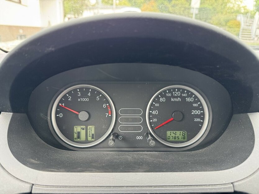 Fiesta Viva X Klima ZV el.FH 1.Hand 78.500 km !!