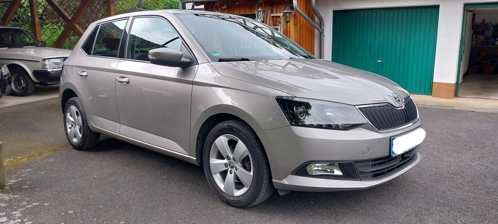 Skoda Fabia 43.000 km 11.500 &euro; Hennef 53773
