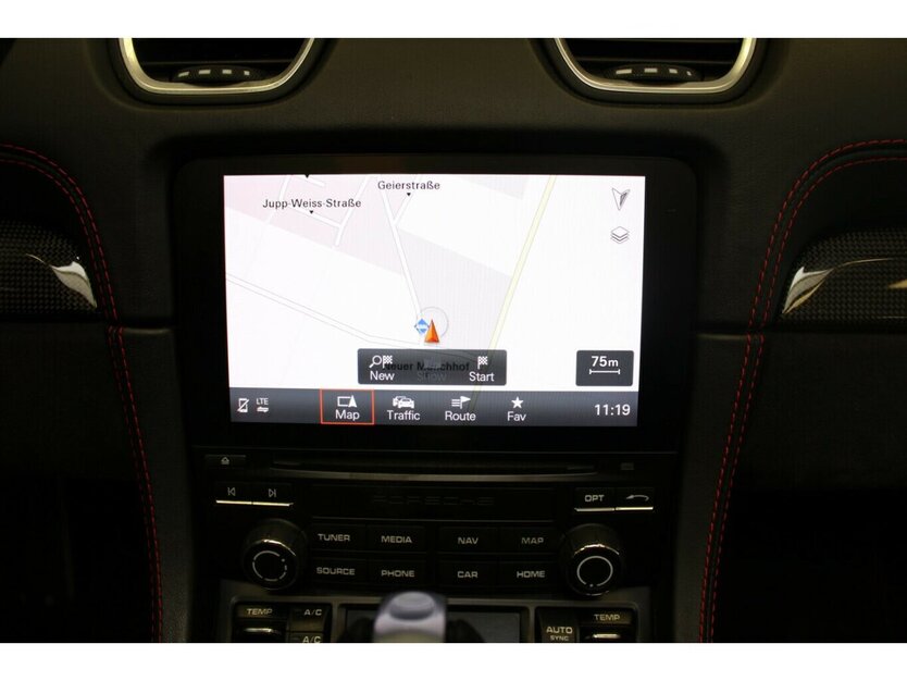 Porsche Boxster 718 GTS Sport-/AGA/Chrono/Design 73.299 km 63.980 € Euskirchen 53881