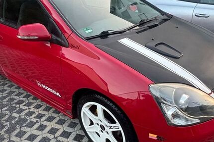 Honda Civic 152.000 km 3.490 € Altenahr 53505