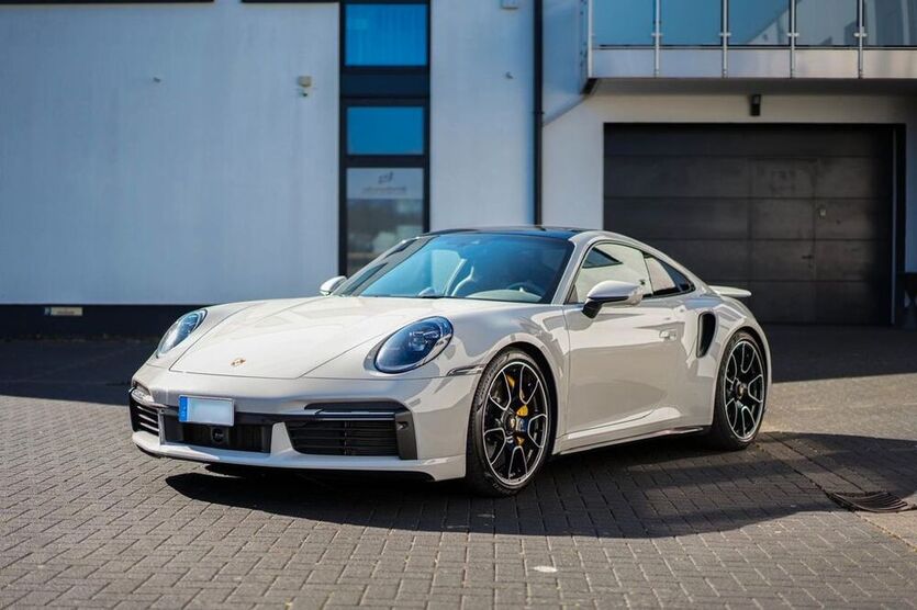 992