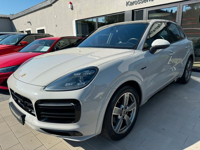Porsche Cayenne 80.053 km 70.980 € Remagen 53424