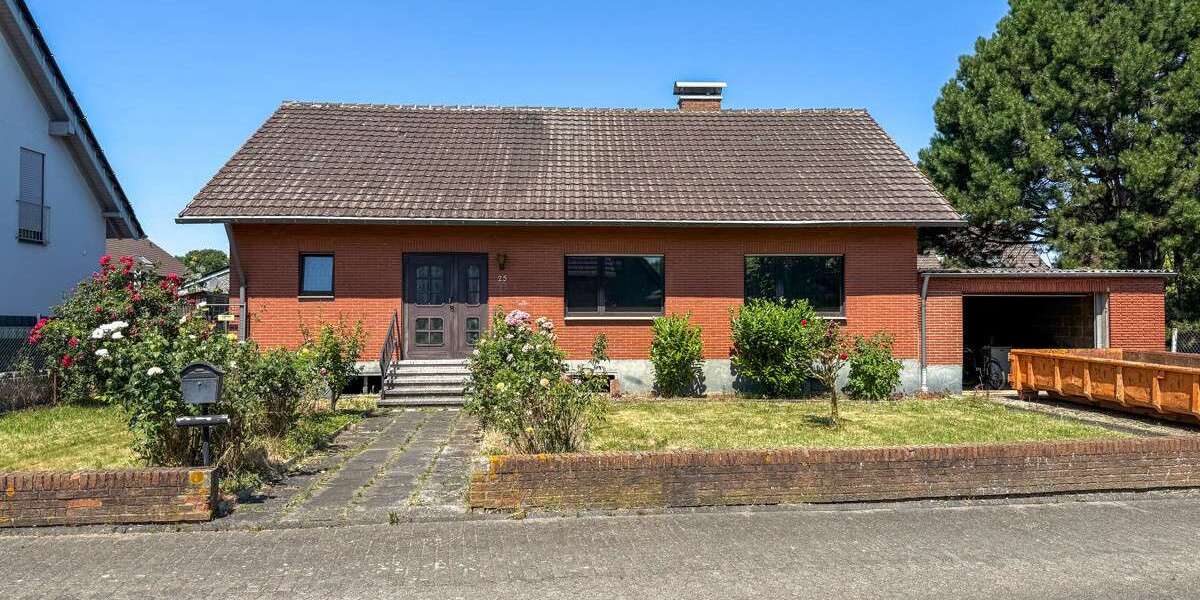 Haus zum Kaufen in Erftstadt Erp 325.000 € 105 m² 4 zimmer