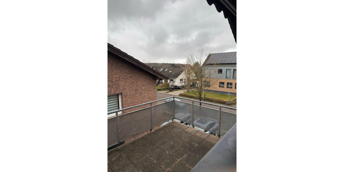 Dachgeschoßwohnung Sinzig - 2.5 Zimmer, 105 m&sup2;, 720&euro; | Angebot:25724562