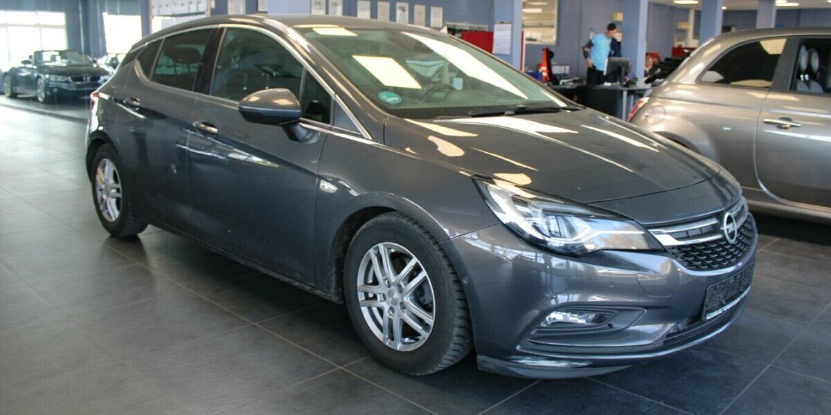 Opel Astra 1.4 - Navi - SHZ - 92.532 km 8.980 &euro; Euskirchen 53881