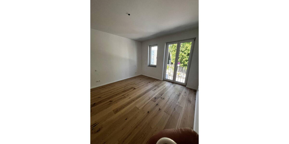 Etagenwohnung Frechen Hücheln - 3 Zimmer, 87 m&sup2;, 1.570&euro; | Angebot:26788311