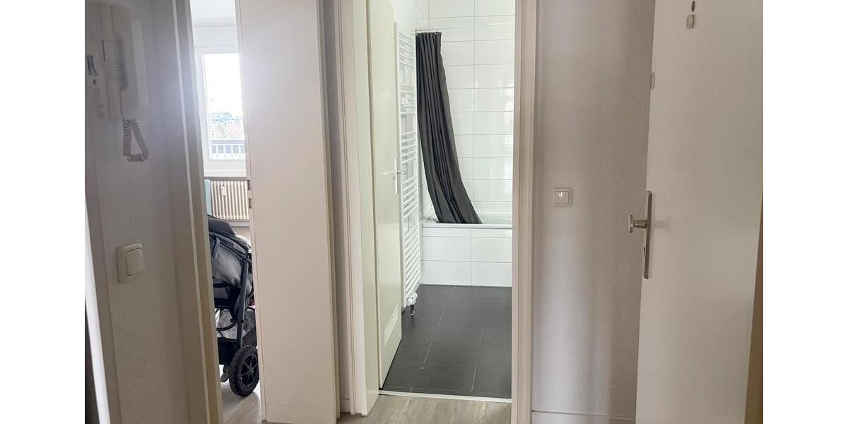 Etagenwohnung Köln Rodenkirchen - 1 Zimmer, 43 m&sup2;, 895&euro; | Angebot:24441587