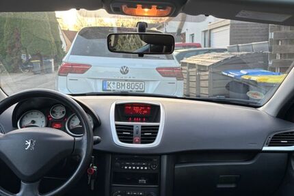 Peugeot 207 134.200 km 3.250 &euro; Köln 51067