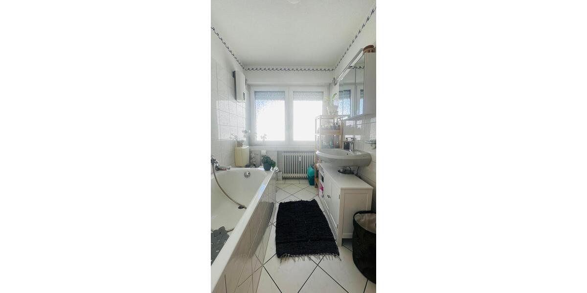 Dachgeschoßwohnung Köln Porz - 3 Zimmer, 82 m&sup2;, 244.000&euro; | Angebot:27201198