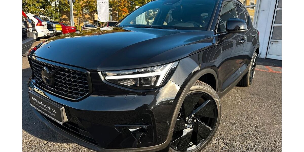 Volvo XC40 15.480 km 42.444 &euro; Siegburg 53721