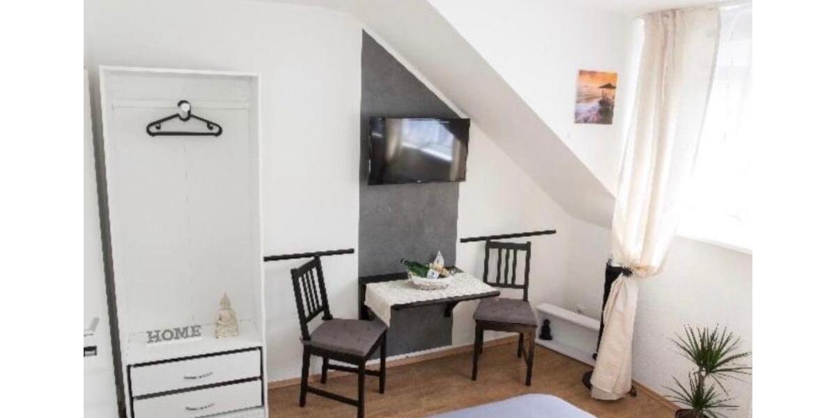 Dachgeschoßwohnung Bonn Dransdorf - 1 Zimmer, 17 m&sup2;, 600&euro; | Angebot:25813877