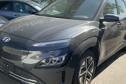 Hyundai KONA 48.000 km 24.400 &euro; Eitorf 53783