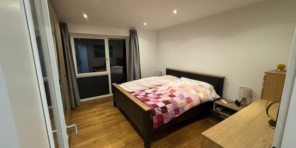 Etagenwohnung Troisdorf Spich - 2 Zimmer, 65 m&sup2;, 900&euro; | Angebot:24276944