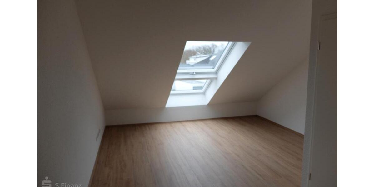 Reihenhaus Euskirchen - 4 Zimmer, 104 m&sup2;, 1.450&euro; | Angebot:26476056