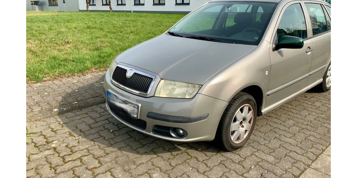 Skoda Fabia 140.089 km 1.750 &euro; Bad Bodendorf 53489
