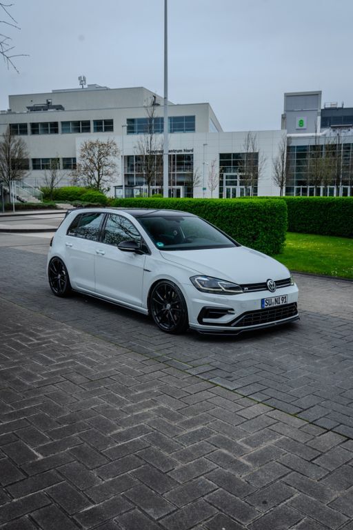 VW Golf 113.000 km 24.399 € Bornheim 53332