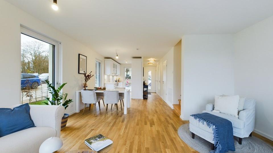 Reihenhaus Köln Porz - 6 Zimmer, 137 m&sup2;, 2.275&euro; | Angebot:23792745