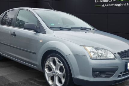 Ford Focus 163.929 km 3.199 &euro; Bergisch Gladbach 51469
