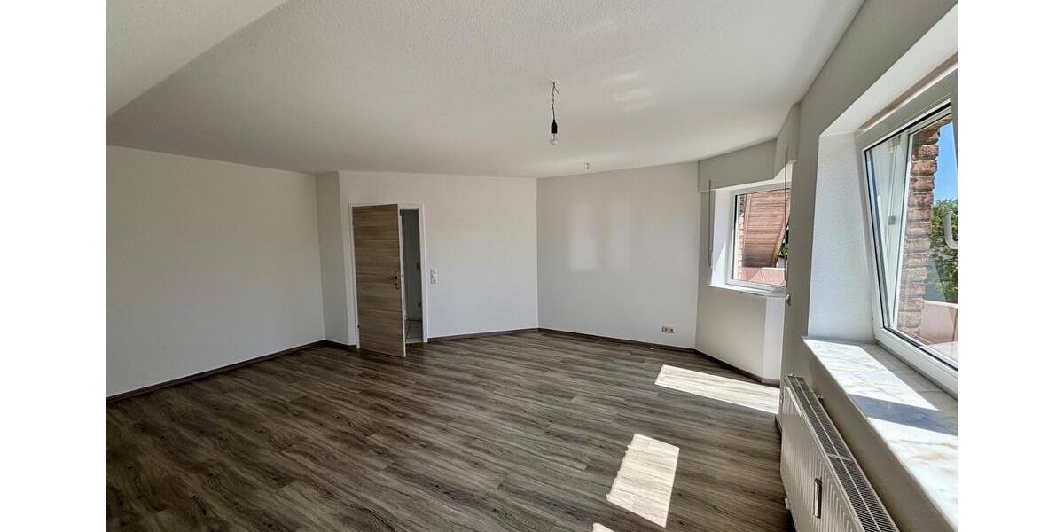 Dachgeschoßwohnung Euskirchen Dom-Esch - 2 Zimmer, 65 m&sup2;, 210.000&euro; | Angebot:27168874