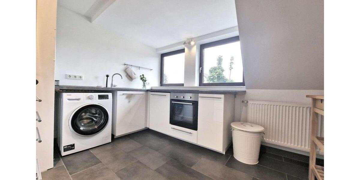 Dachgeschoßwohnung Köln Lindenthal - 4 Zimmer, 140 m&sup2;, 750.000&euro; | Angebot:24353634