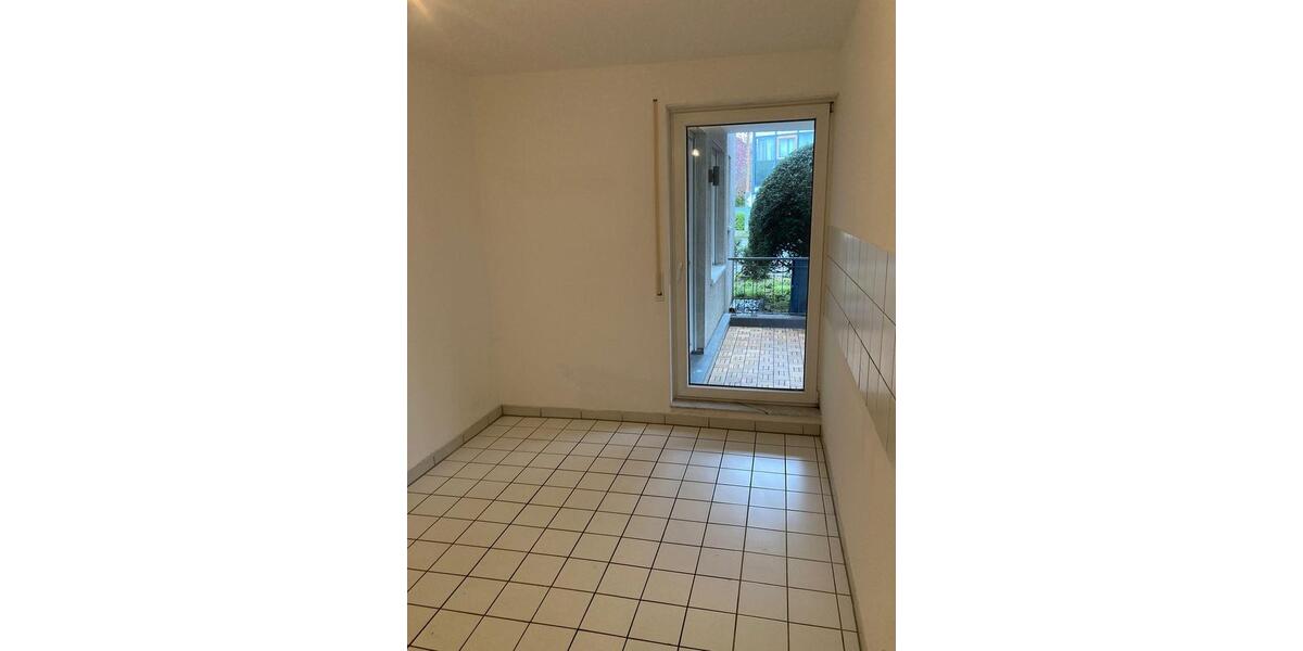 Erdgeschoßwohnung Niederkassel - 4 Zimmer, 101 m&sup2;, 1.232&euro; | Angebot:25906425