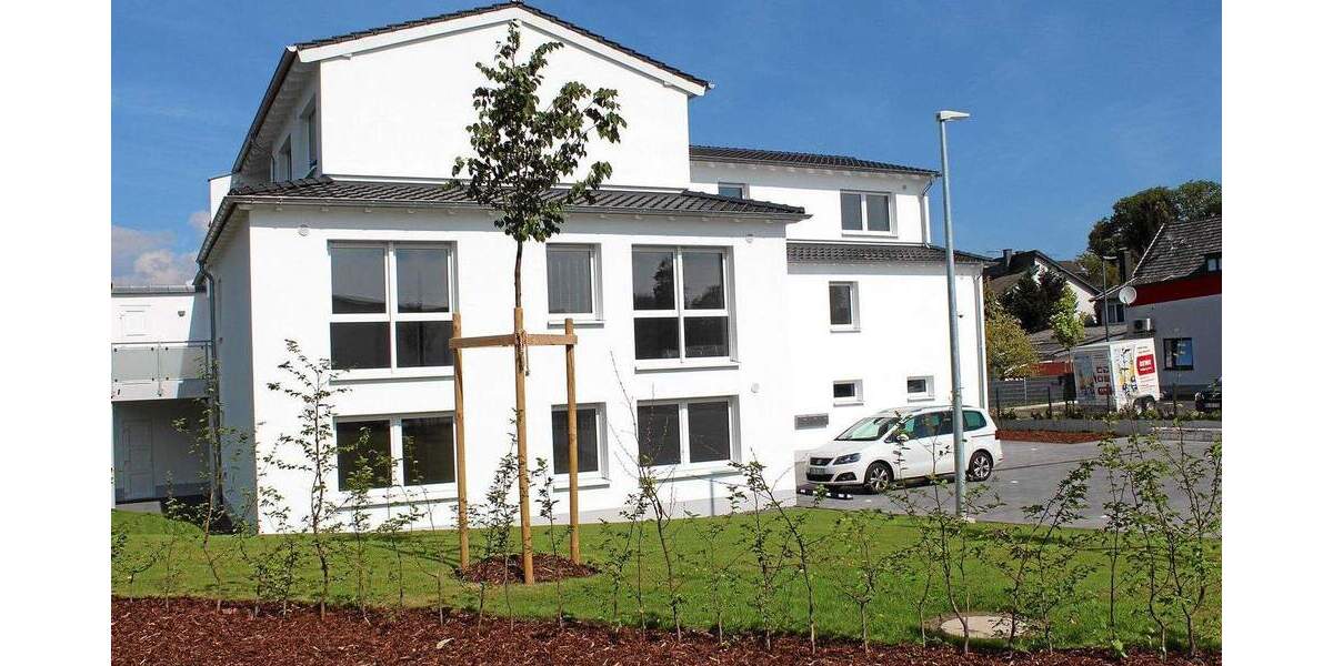 Etagenwohnung Königswinter Thomasberg - 3 Zimmer, 94 m&sup2;, 1.240&euro; | Angebot:24376522