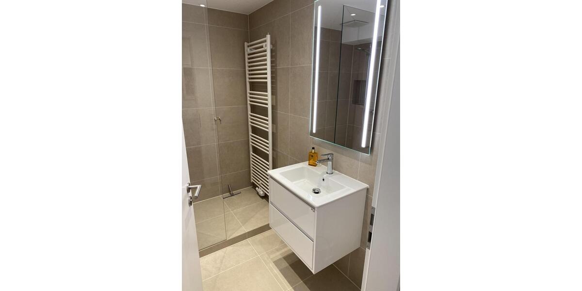 Etagenwohnung Köln Rodenkirchen - 3 Zimmer, 80 m&sup2;, 1.990&euro; | Angebot:26461788