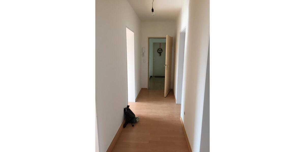 Dachgeschoßwohnung Königswinter - 3 Zimmer, 63 m&sup2;, 194.000&euro; | Angebot:27167081