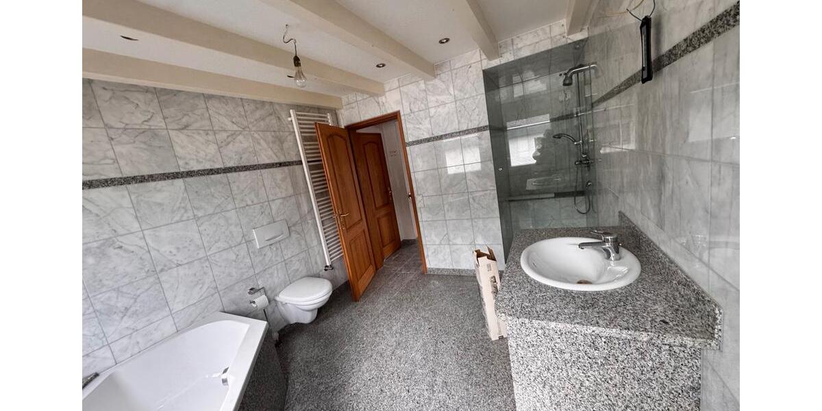 Etagenwohnung Sinzig - 3 Zimmer, 87 m&sup2;, 1.050&euro; | Angebot:26568282