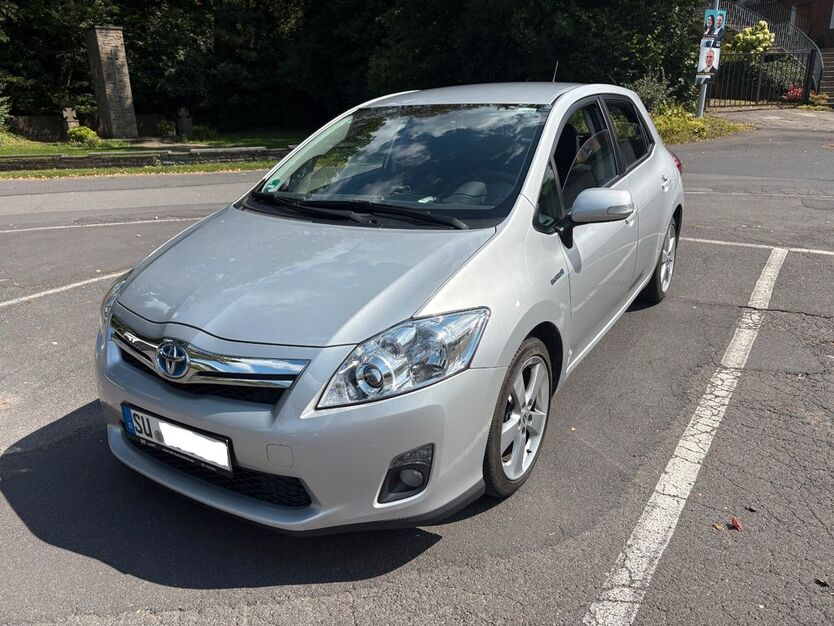 Toyota Auris 39.700 km 9.700 € Much 53804