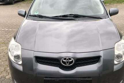 Toyota Auris 221.900 km 2.990 € Köln 51063